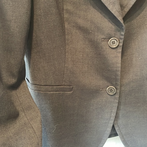Jacob wide lapel blazer. Charcoal, with double slit at back - Picture 3 of 5